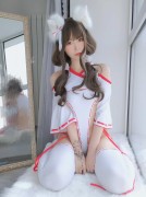 Coser小姐姐 白银81 NO.017 神社饲养的小狐狸