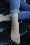 [IESS异思趣向] 2016.09.30 丝足便当007：《丝足高跟与牛仔裤 1》张馨月