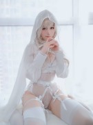 Coser小姐姐 白银81 NO.018 纯白圣女