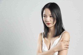[奈丝写真] NO.008：阿刀-柔和纯色#黑与白