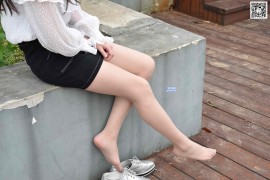 [大生模拍] NO.015 琦琦-公园里的短裙肉丝