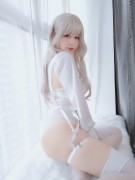 Coser小姐姐 白银81 NO.018 纯白圣女