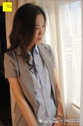 [IESS异思趣向] 2016.10.17 丝足便当017： 珠光肉色长筒丝袜 Bing