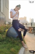 [IESS异思趣向] 2016.10.19 丝足便当018： 阳光下的越薄肉丝玩赏 SASA莎莎