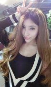 [Ugirls尤果网] 爱尤物APP NO.003 群群 蜂腰美胸 清纯可人