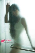 [Ugirls尤果网] 2014.04.21 U012 张译文
