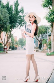 [SSA丝社] NO.007 nono偶遇街拍灰丝特辑