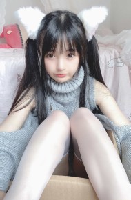 桜井宁宁 NO.016 白い猫ちゃん