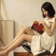 [奈丝写真] NO.009：成希-你是选择看书还是看我？